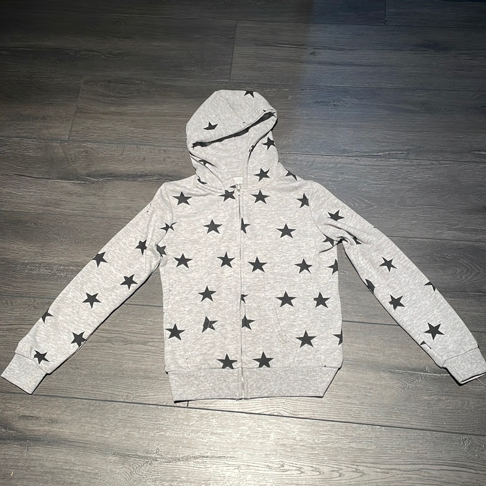 Kids star zip up sweatshirt size M